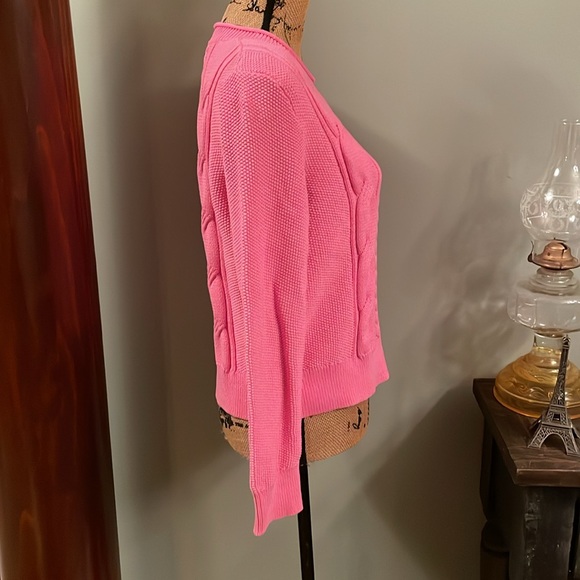 Banana Republic sweater size medium. - Picture 5 of 9